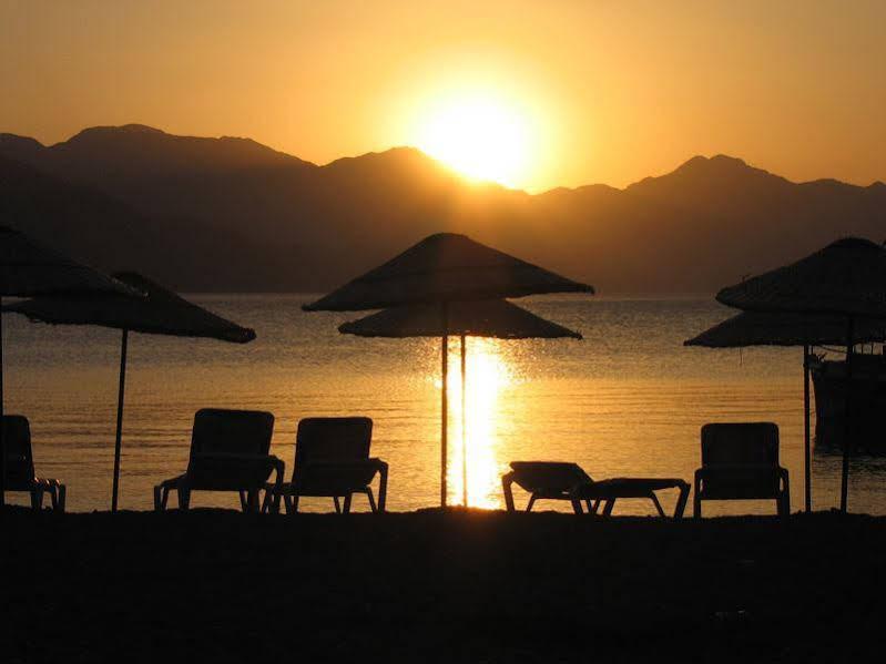 Zeybek Hotel Turunç Luaran gambar